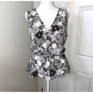 LOFT  Floral Blouse Size Medium Sleeveless Black & White Peplum Shell V-Neck